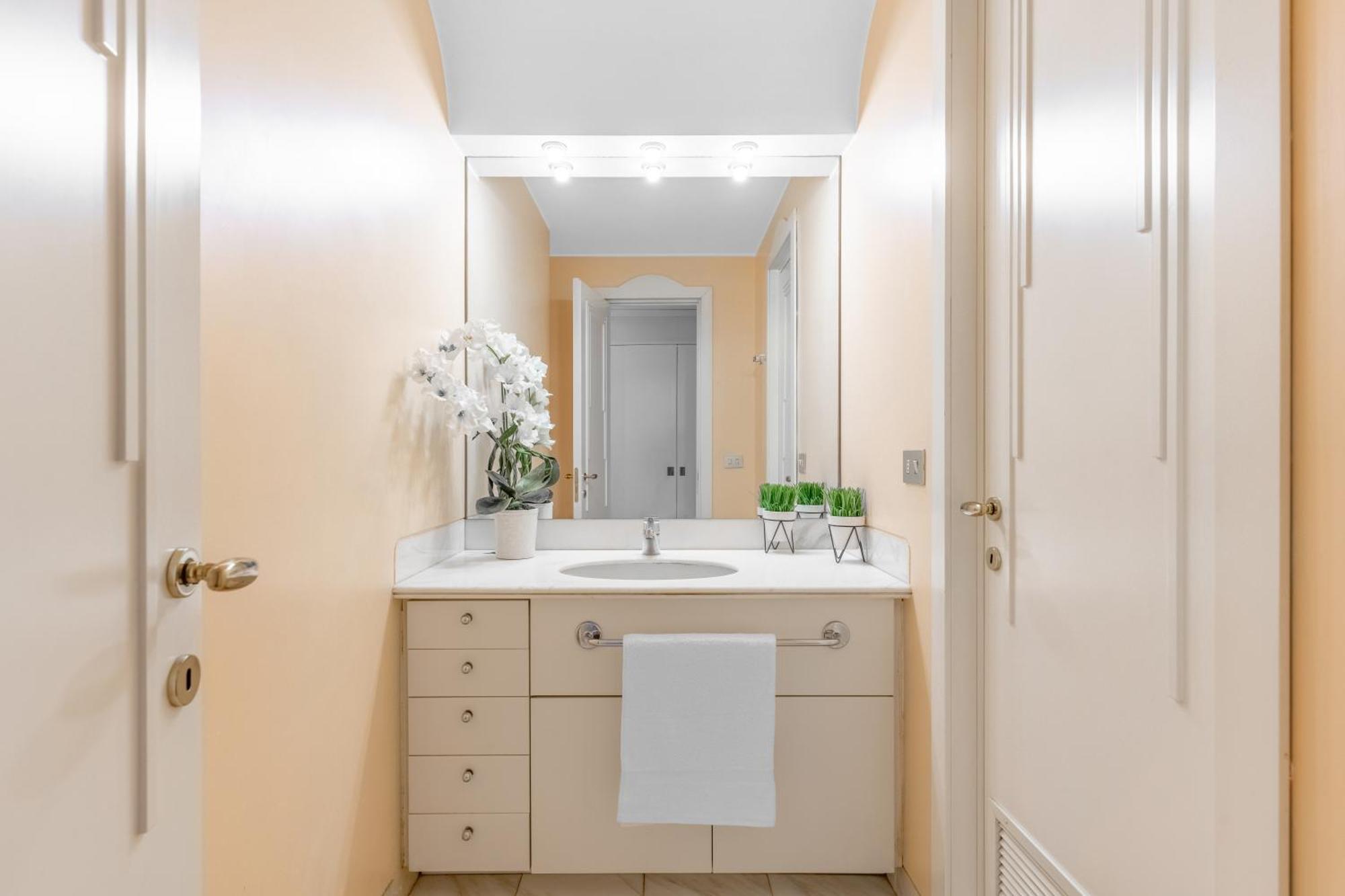 Central Luxurious Apartment Duomo A/C-Wi-Fi Free Milano Exterior foto