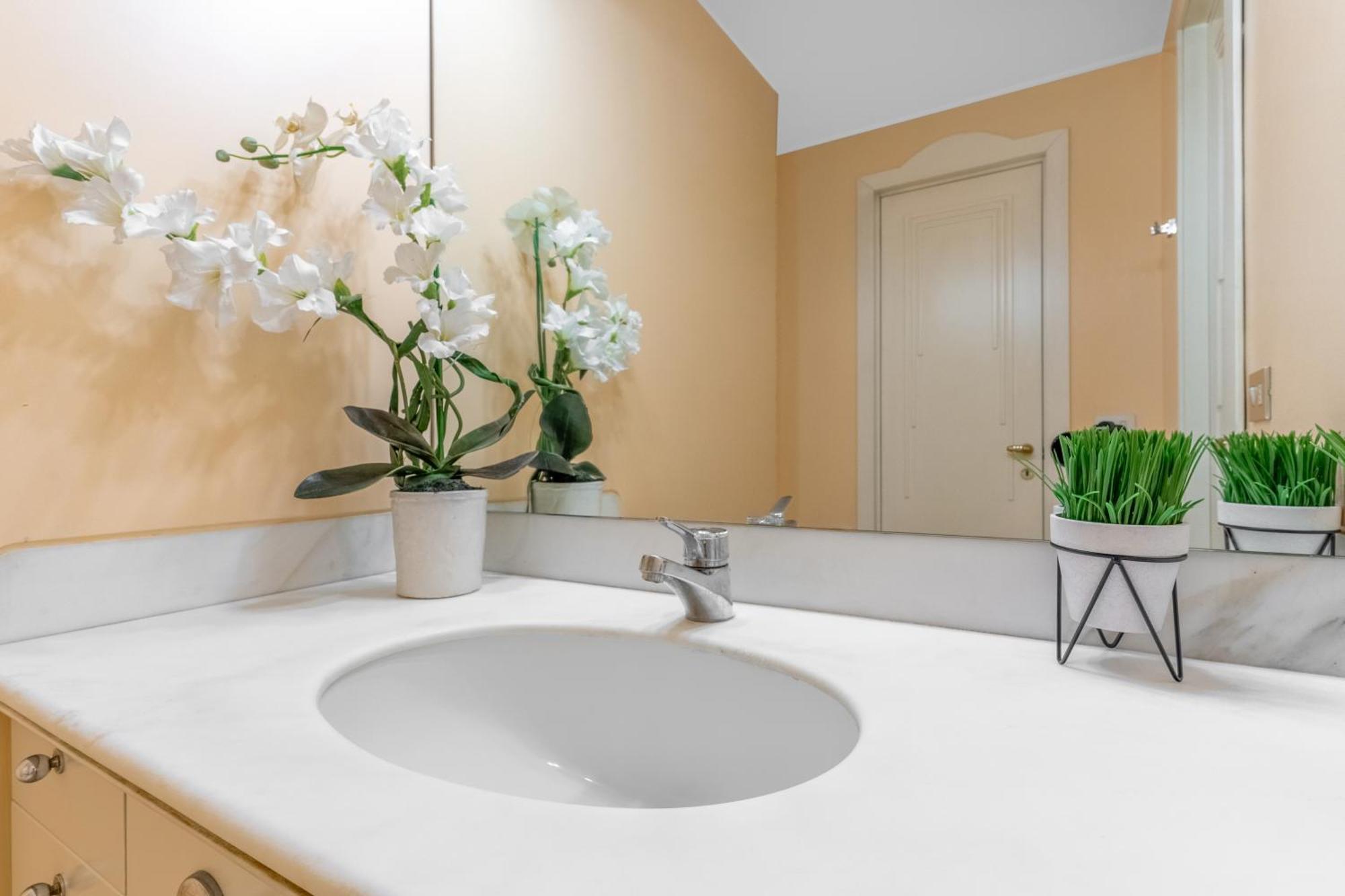 Central Luxurious Apartment Duomo A/C-Wi-Fi Free Milano Exterior foto
